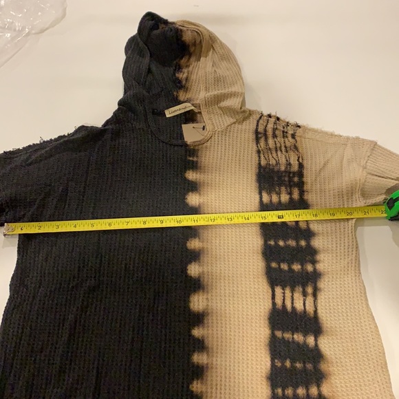 Peek A Boo Shoulder Thermal Hoodie top small - Picture 11 of 14